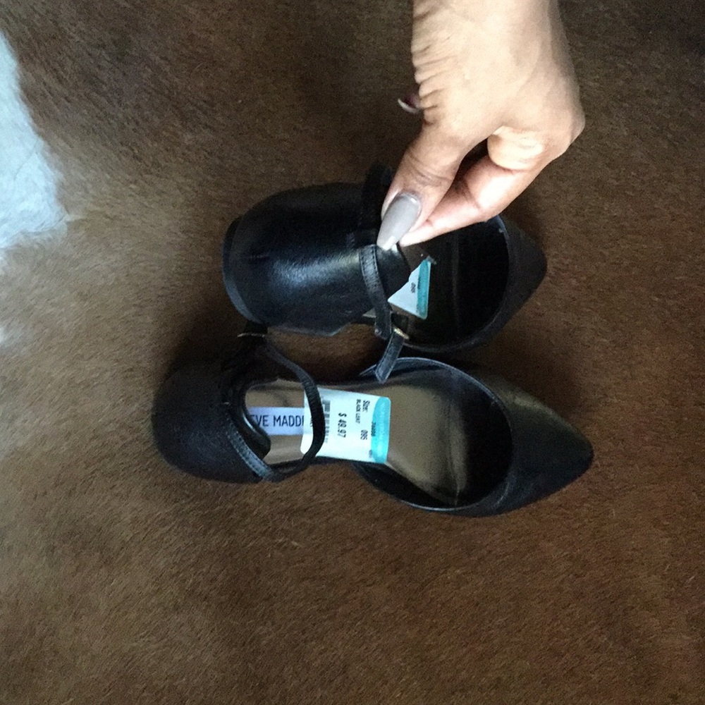 Black Steve Madden flats